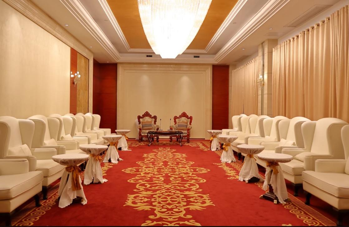 Lobby VIP Meeting Room